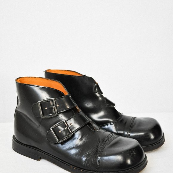 Vintage Round Toe Leather Boots - Picture 5 of 15